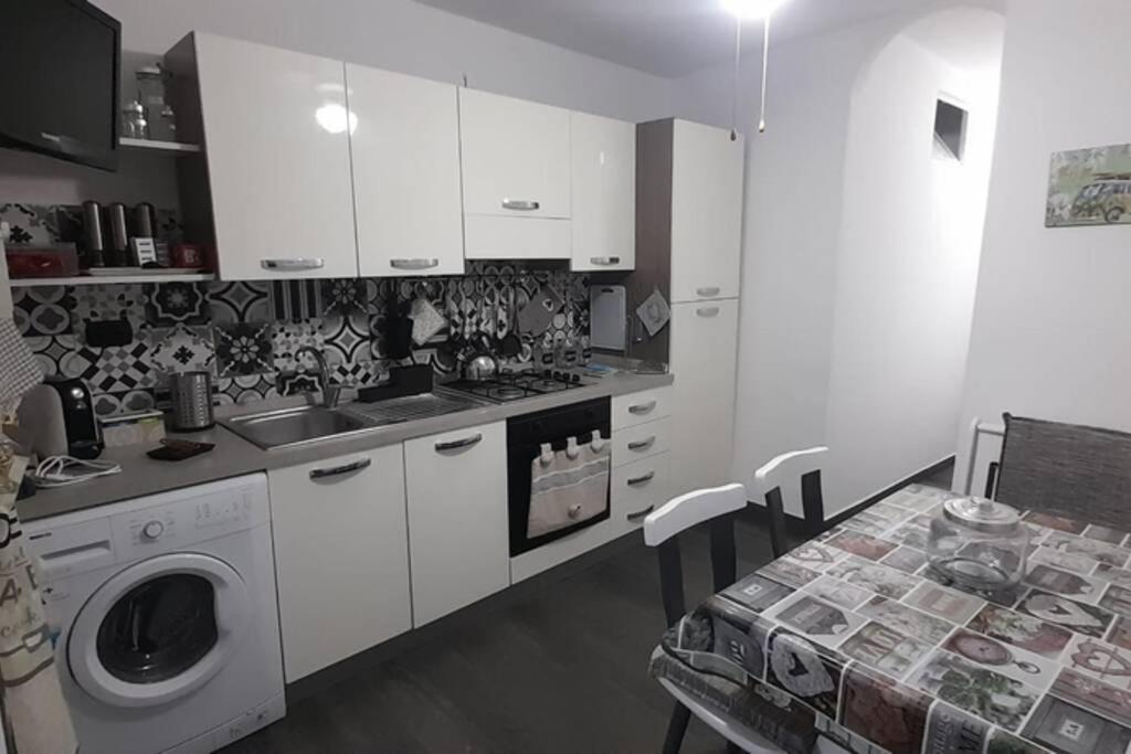Apartament Sabrina'S House Giardini-Naxos Zewnętrze zdjęcie